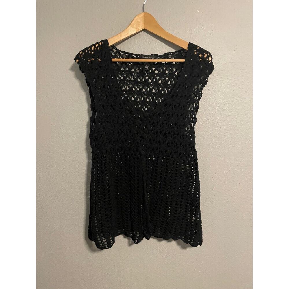 Cable & Gauge Womens Sweater Vest Medium Black Crochet One Button Whimsigoth Y2K
